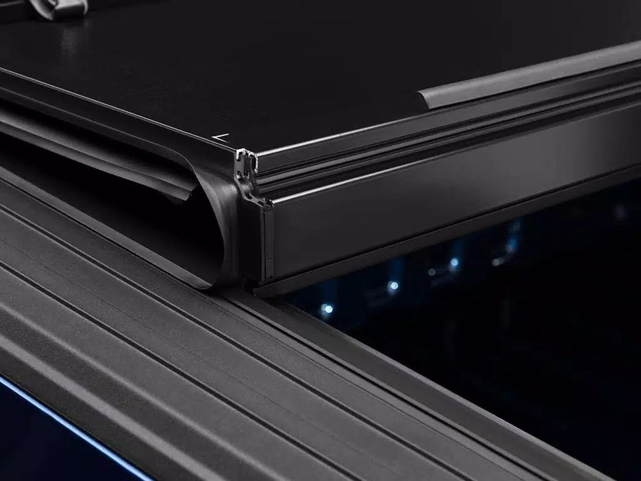 BAKFlip Fibermax Tonneau Cover - Tonneau Cover HQ