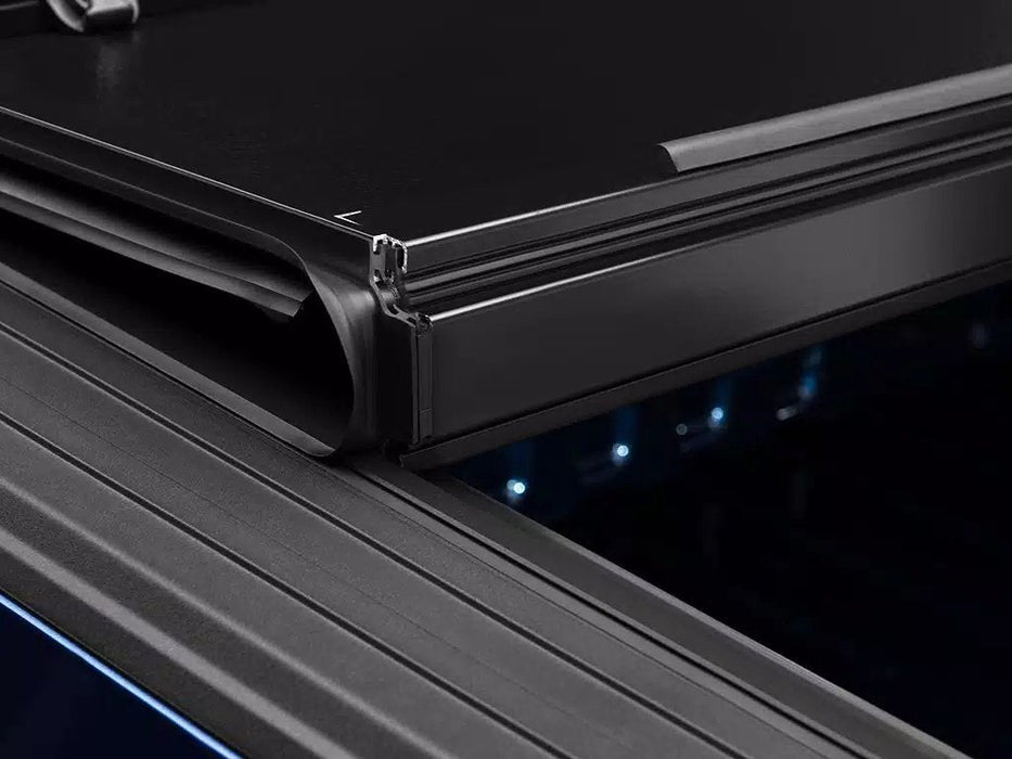 BAKFlip Fibermax Tonneau Cover - BAK1126440